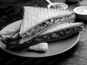 Paneer Tikka Grilled Sandwich