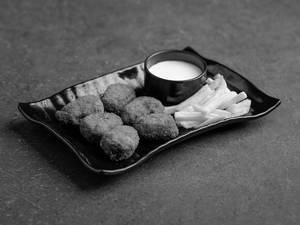 Chicken Nuggets ( 5pcs )