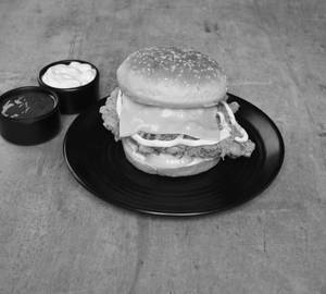 Chicken Cheese Crunchy Burger