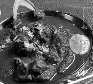 Mutton do pyaza