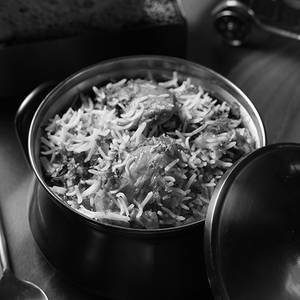 Dum Chicken Biryani Raita