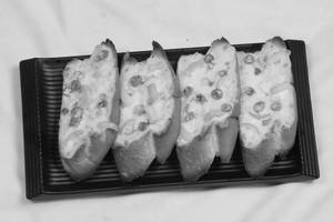 Supreme Garlic Bread [4 Pcs]