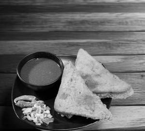 Bread pakoda [2 pieces]