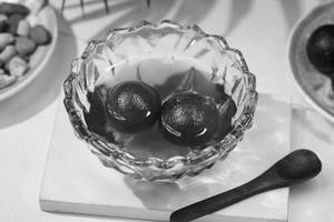Gulab Jamun (2 Pieces)