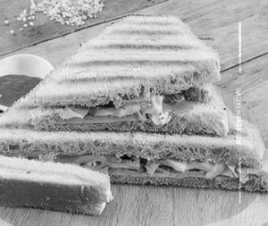 Allo tikki sandwich