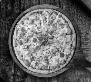 Paneer Tikka Pizza [Serves 1]