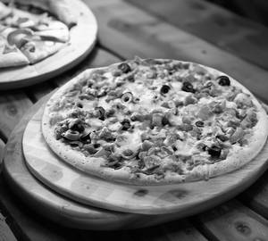 Chicken pizza [Serves 1]