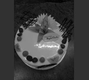Spanish Forest Cake (2 Pound's)