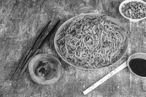 Veg gralic noodles