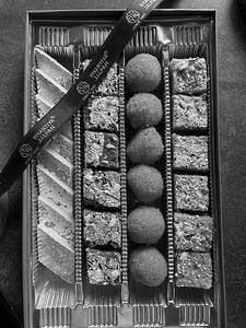 Assorted Sweets Box (4)