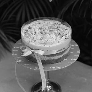Rose & Pistachio Cake (500gms)