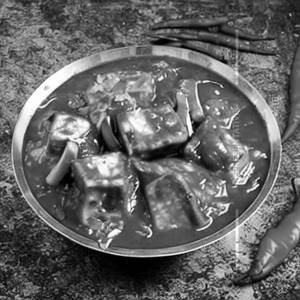 Chilli Paneer   [Gravy]