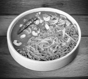 Chicken Kung Pao Wet + Egg Noodles