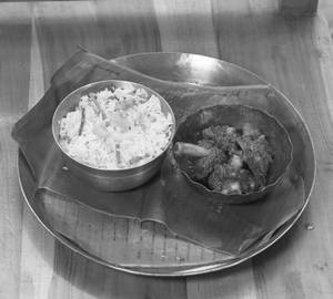 Bengali Fried Rice [500 Ml] With Mutton Kosha [3 Pieces]