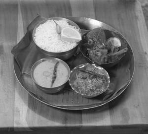 Gondhoraj Chicken Mini Thali