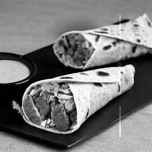 Multigrain aloo tikki wrap