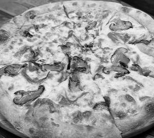 Paneer Cheese Pizza