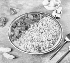 Vegetarian Garden Gravy + Veg Fried Rice