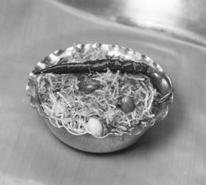 Jhur Jhure Aloo Bhaja