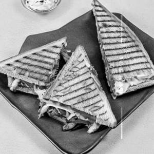 Vegetables Toasted Sandwich