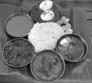 Egg meals ( Egg masala 2 pcs, fish curry, chicken curry, Rasam, sambar)