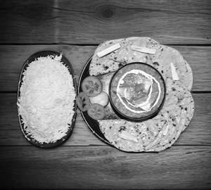 Butter Paneer Masala with 4 Butter Tawa Roti and Rice Combo