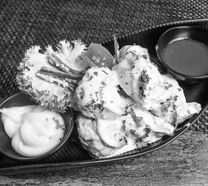 Paneer Afghani Malai Momos (6 Pieces)