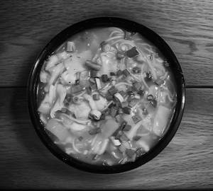 Canton Style Soupy Noodles Chicken