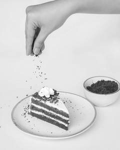 Red Velvet Eggless Cake