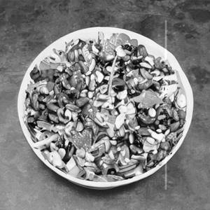 Roasted peanuts salad