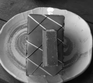 KitKat Chocolate Premium Pastry