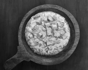 Malai Paneer Cheese Pizza