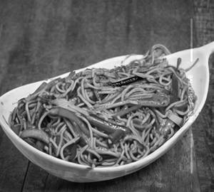 Veg Chilli Garlic Noodles