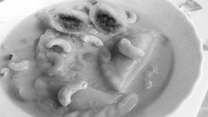 Nolen Gur Dudh Pitha (4 Pcs)