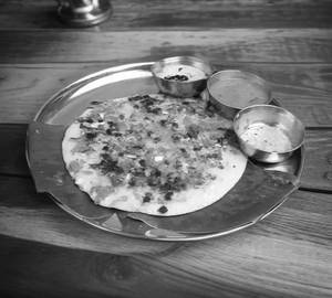 Cheese onion uttapam