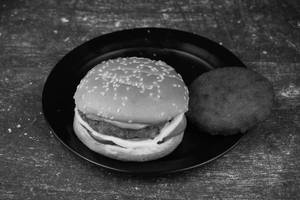 Veg mexican burger