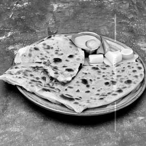 Cheese Aloo Paratha Single