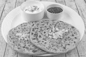 Aloo Pyaz Paratha