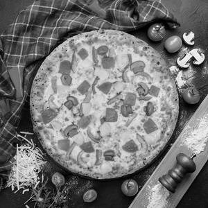 Country Feast Pizza