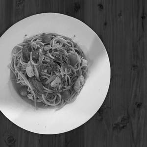 Spheggheti Eggley Pasta Veg