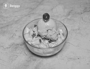 Fruit Salad With Ice Cream
