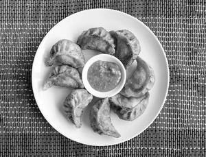 Chicken Momos (deep Fried)