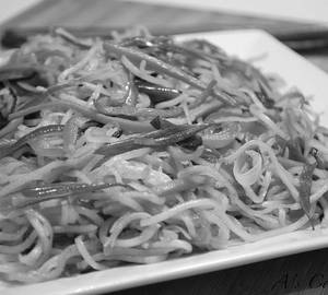 Hakka Noodles