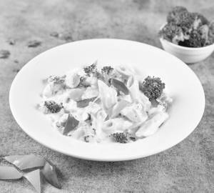 Veg Alfredo Pasta