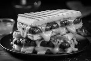 Cheesy Chicken Sausage Sandwich