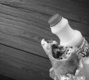Shawarma With Drinks