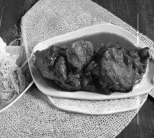 Pork chilly [dry]