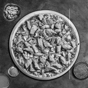 Spicy heaven chicken pizza