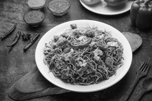 Egg Chicken Chowmein
