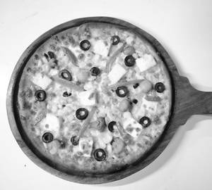 Spicy Paneer Pizza